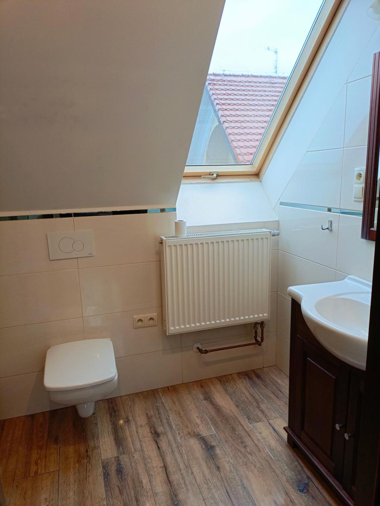 Smolec Dwor Pod Rozami B&B 객실 사진